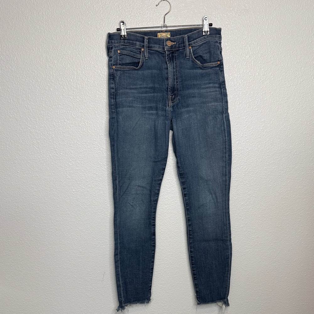 MOTHER The Stunner Zip Two Step Fray Denim Jeans 29” Waist - Picture 2 of 7
